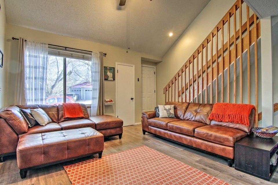 Manitou Springs Escape w/ A/C & Private Deck! House in Manitou Springs