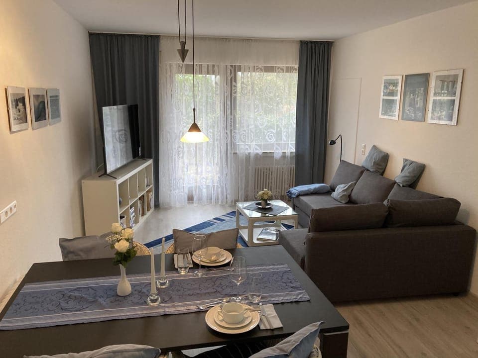 Living room, Seating area, Dining area