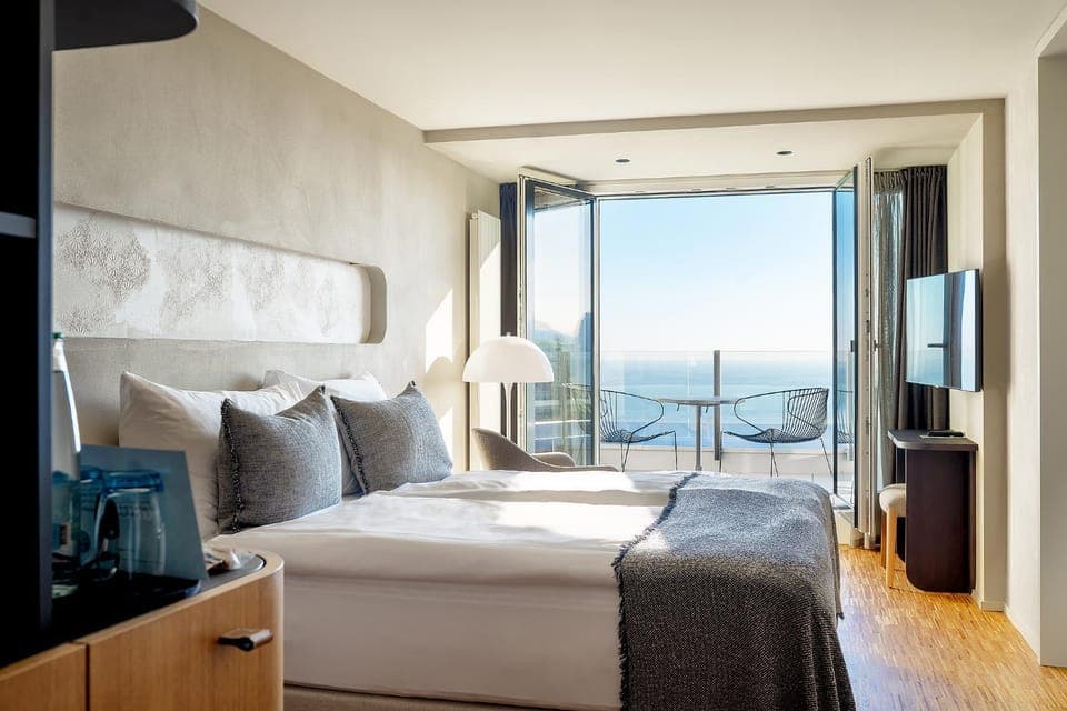 View (from property/room), Balcony/Terrace, Photo of the whole room