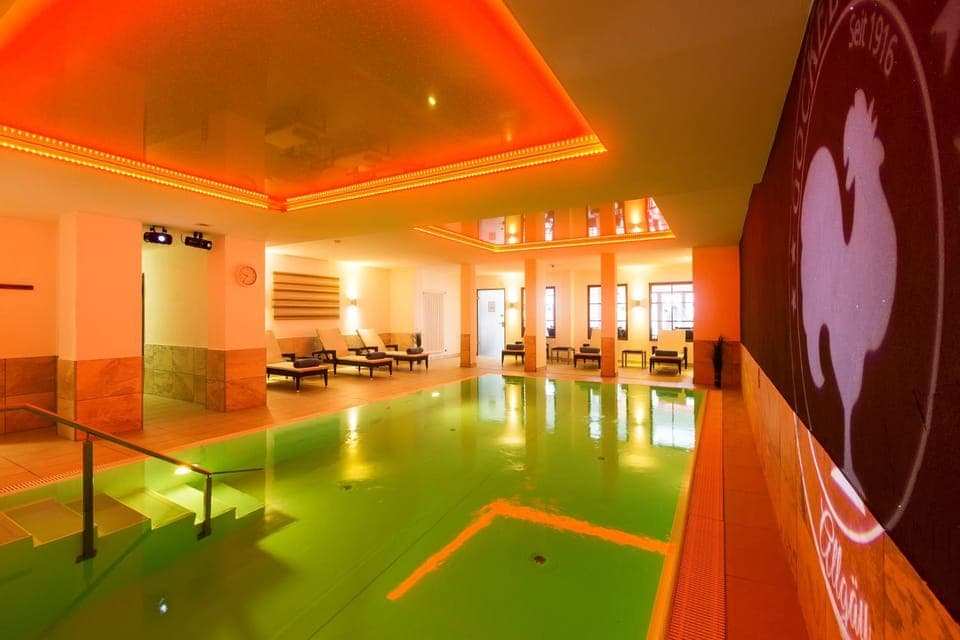 Spa and wellness centre/facilities, Swimming pool