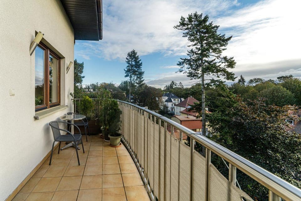 Balcony/Terrace, Garden view