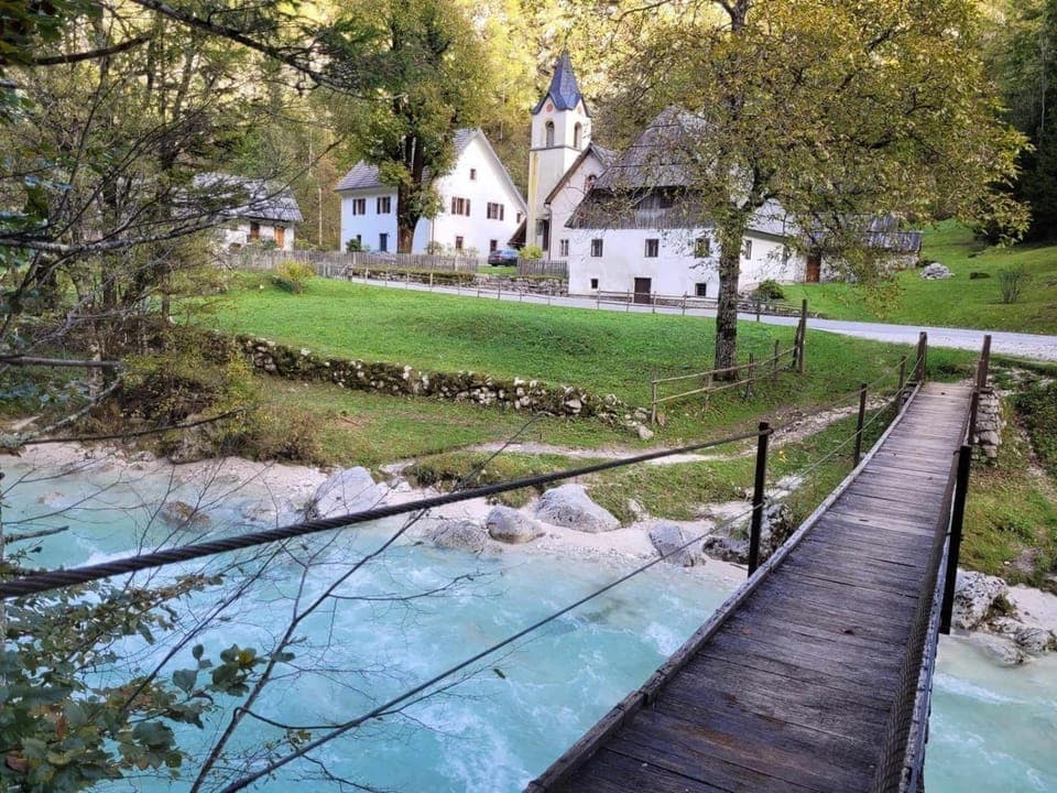 Property building, View (from property/room)