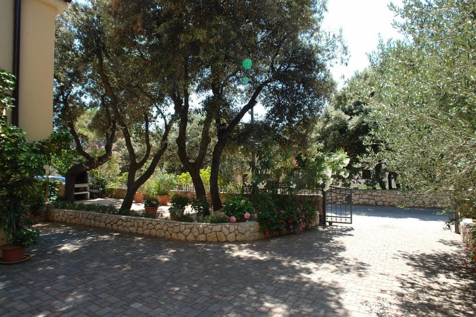 Apartments Josipa Apartment in Novalja