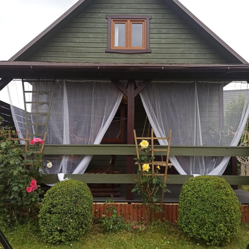 Property building, Spring, Day