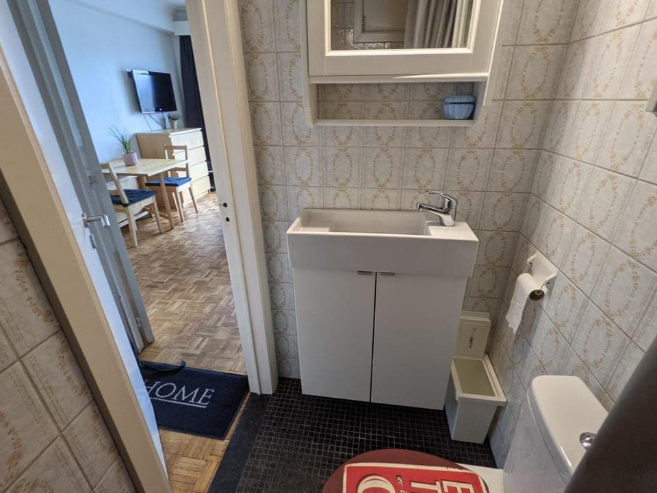 Property building, Bathroom