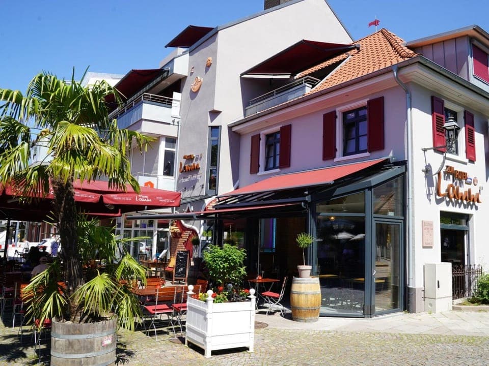 Property building, Location