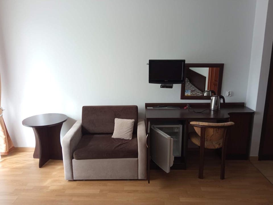 TV and multimedia, Seating area