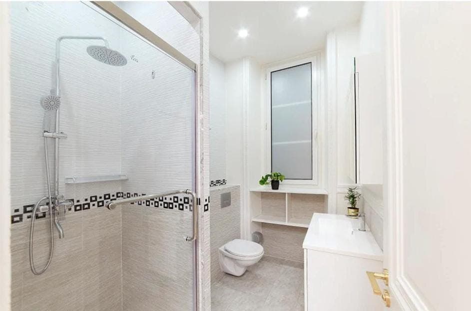 Shower, Toilet, Bathroom, Bath, bidet, towels