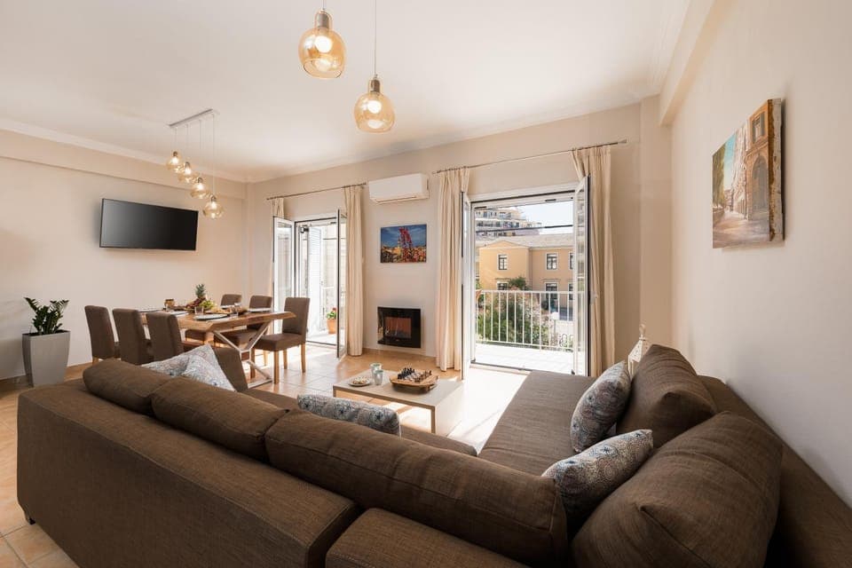 Living room, Lounge or bar