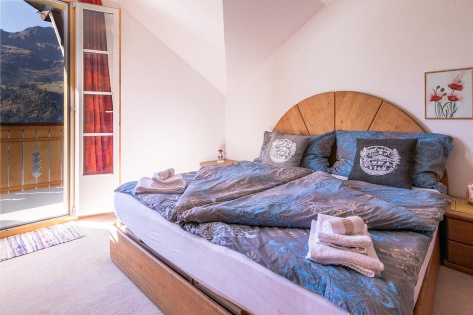 Bed, Balcony/Terrace, Photo of the whole room, Bedroom