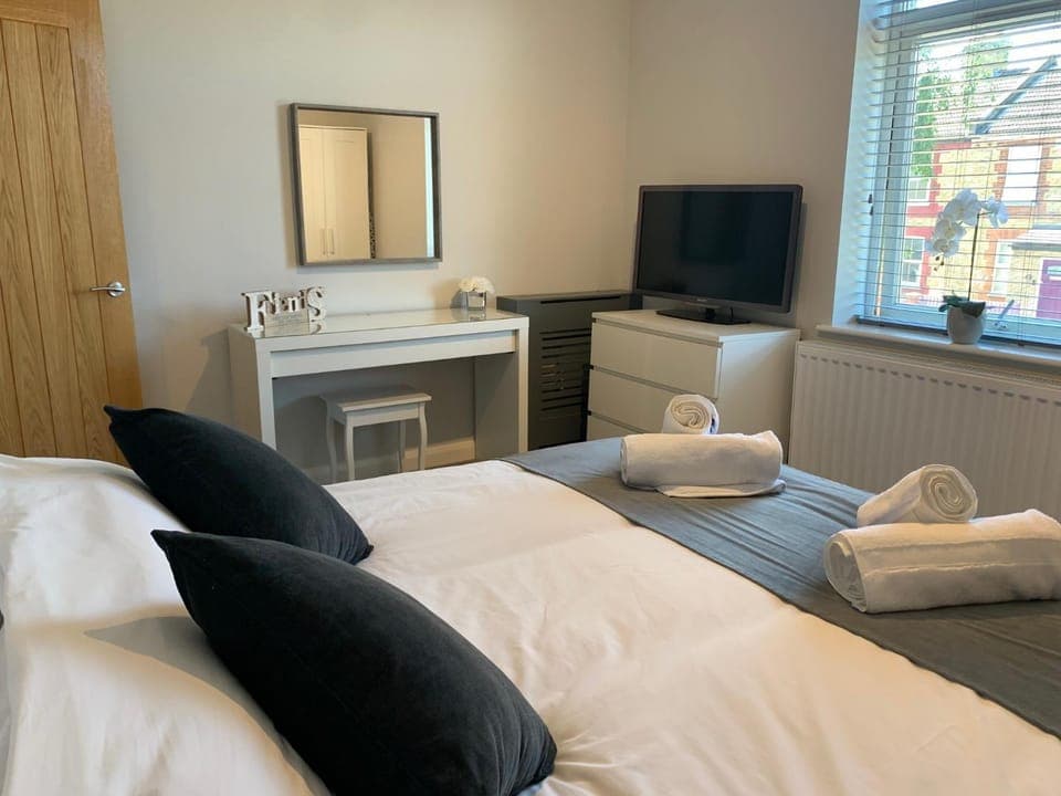 TV and multimedia, Bedroom