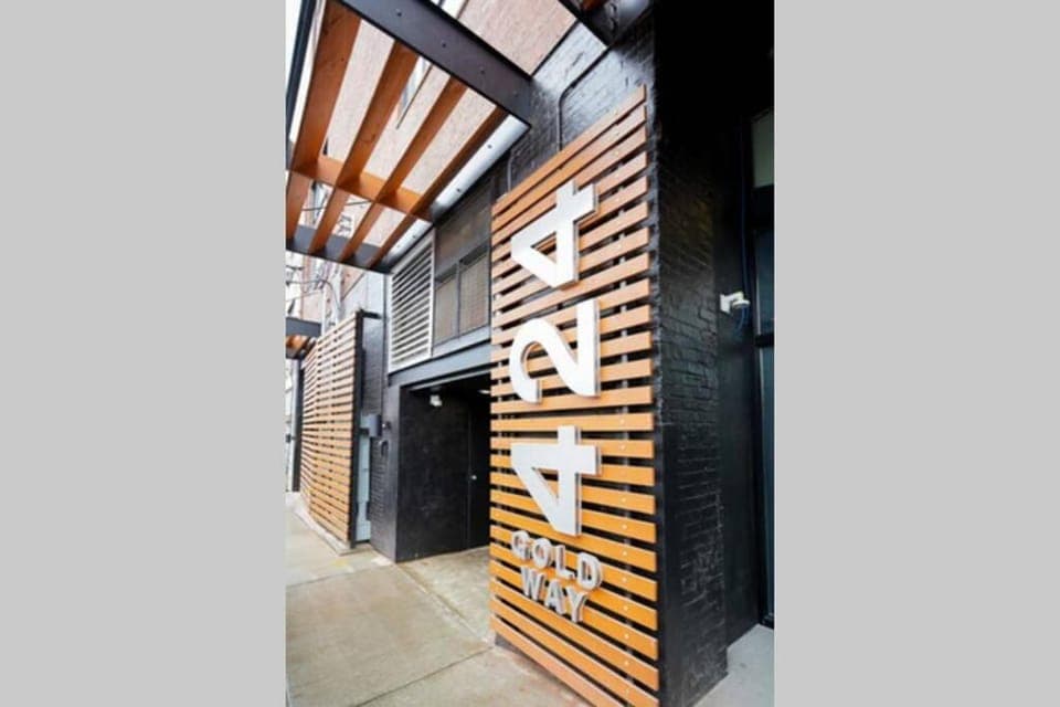 Property building, Property logo or sign