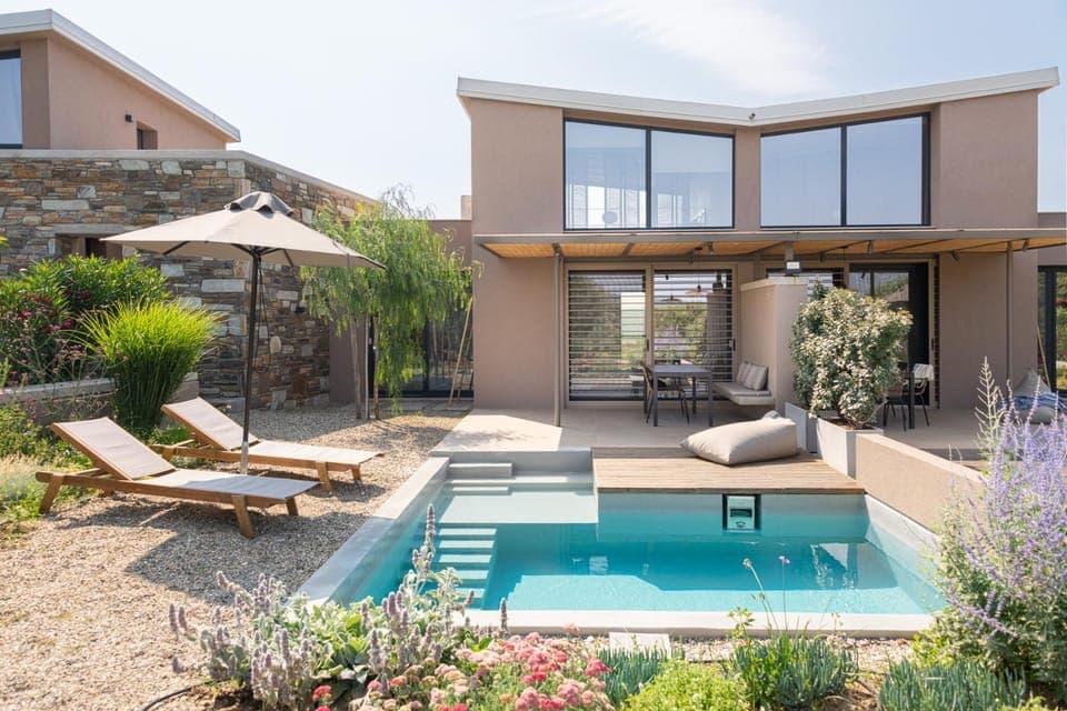 Garden, Swimming pool