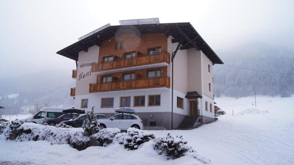 Property building, Facade/entrance, Natural landscape, Winter, Parking