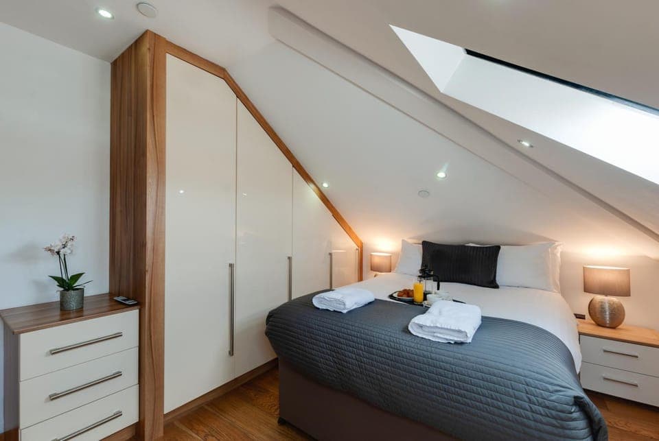 Bed, Photo of the whole room, Bedroom, towels, wardrobe