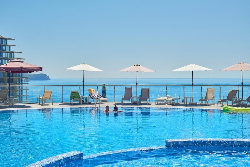 Pool view, Sea view, Swimming pool, Swimming pool, sunbed
