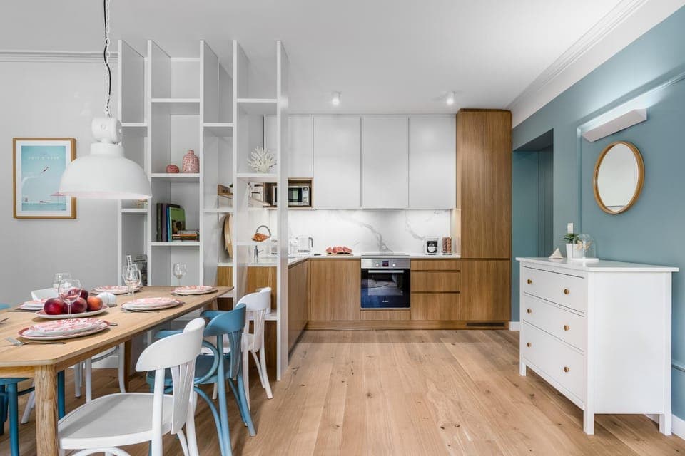 Kitchen or kitchenette
