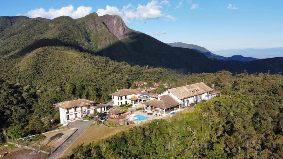 Property building, Bird's eye view, Mountain view