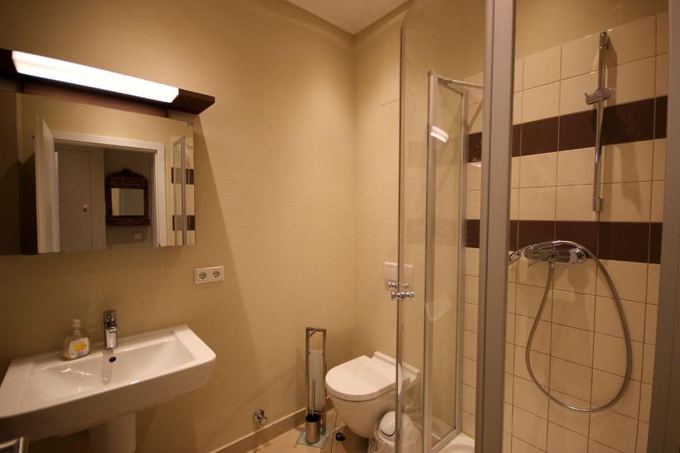 Shower, Toilet, Bathroom