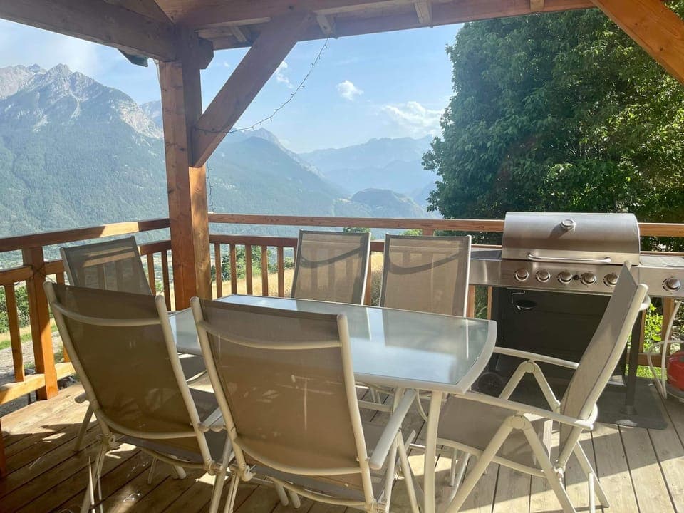 Patio, BBQ facilities, View (from property/room), Mountain view