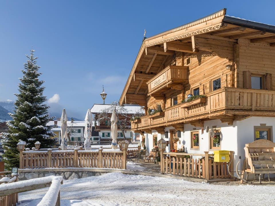 Property building, Winter