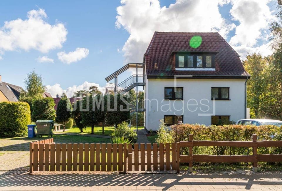 Property building, Garden