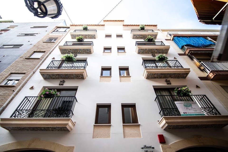Property building, Balcony/Terrace