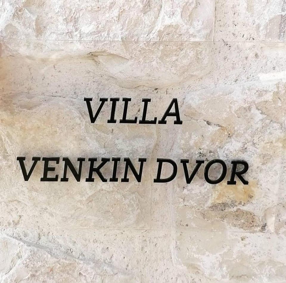 Villa Venkin Dvor Villa in Novalja