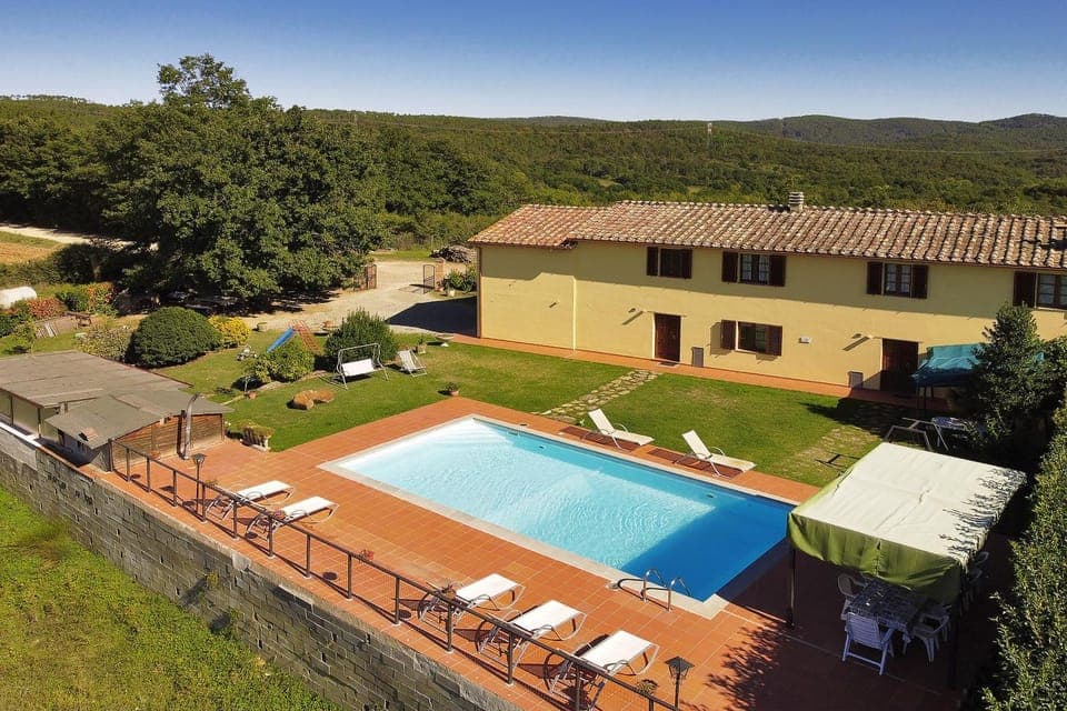 Property building, Property building, Swimming pool, Swimming pool