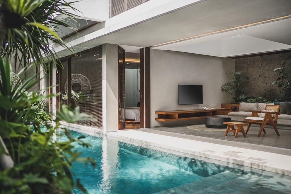 TV and multimedia, Dining area