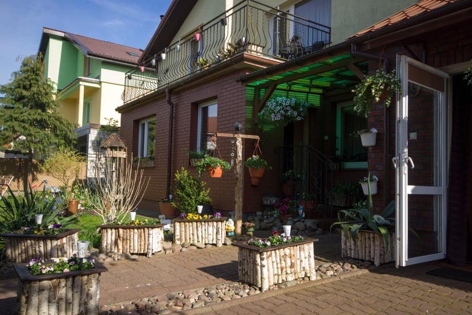 Property building, Facade/entrance