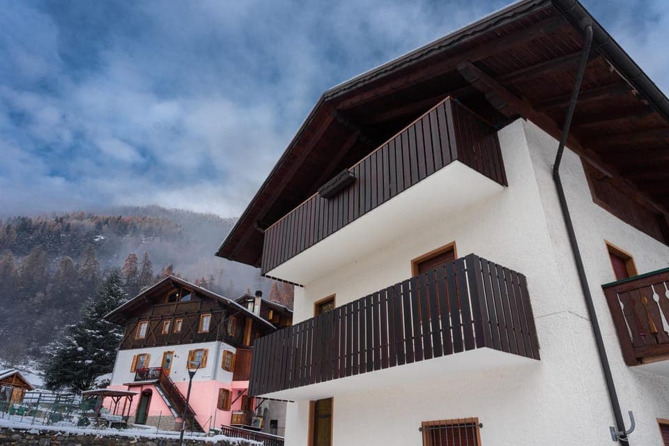 Property building, Winter, Mountain view