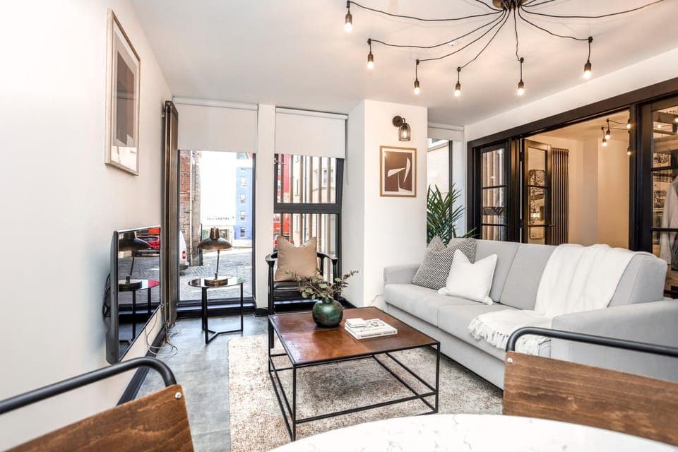 Living room, Seating area