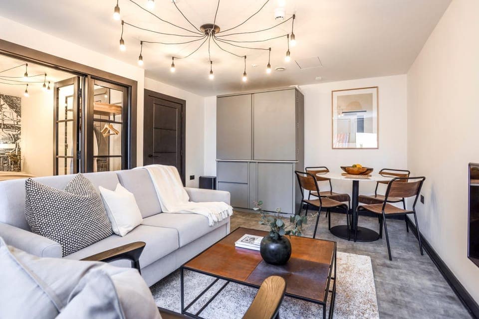 Living room, Seating area