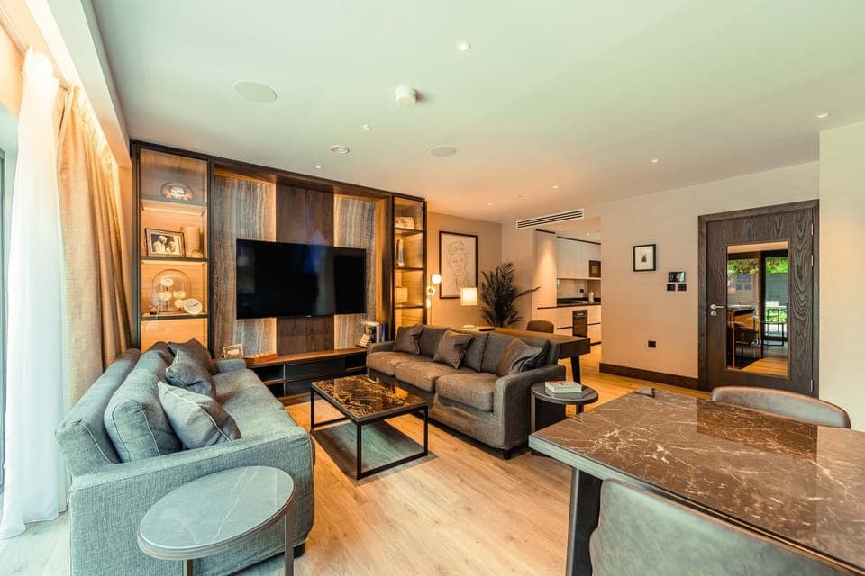 Living room, Seating area