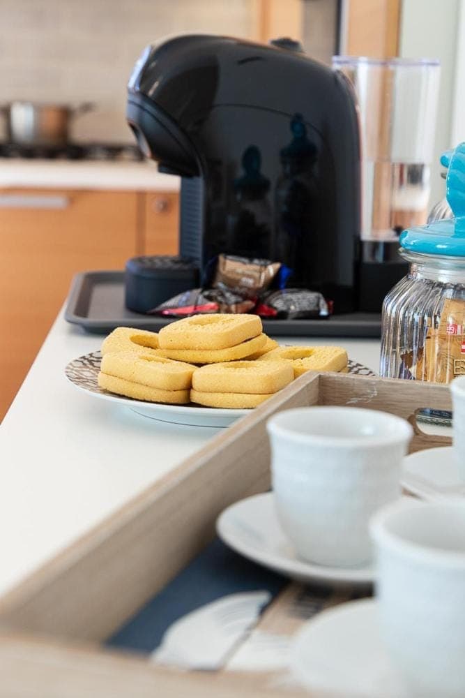 Coffee/tea facilities, Kitchen or kitchenette, Food and drinks, Food, Breakfast