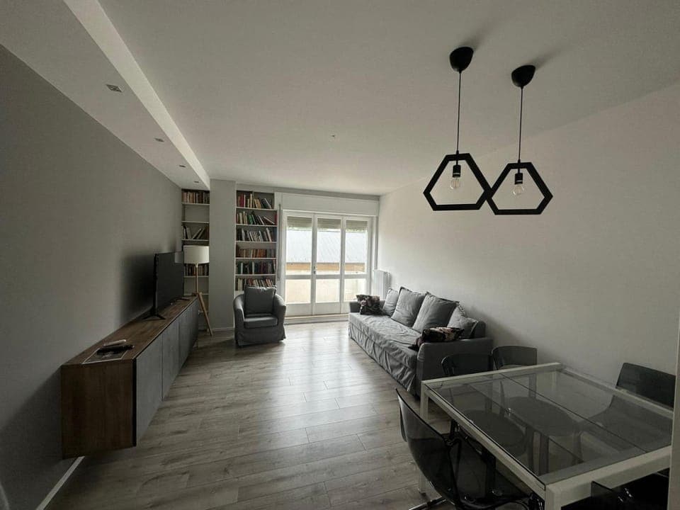 TV and multimedia, Seating area