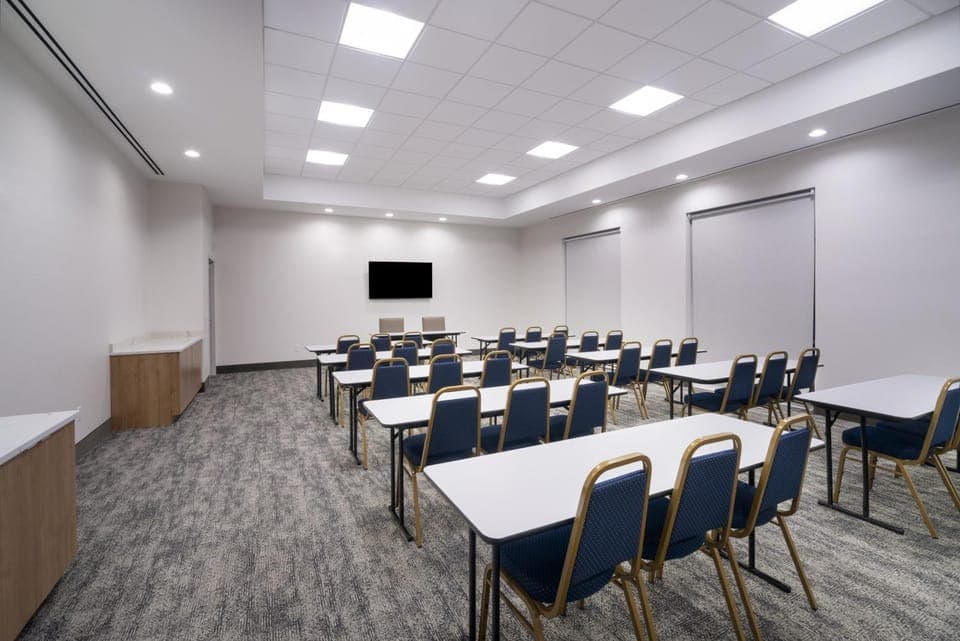 Meeting/conference room