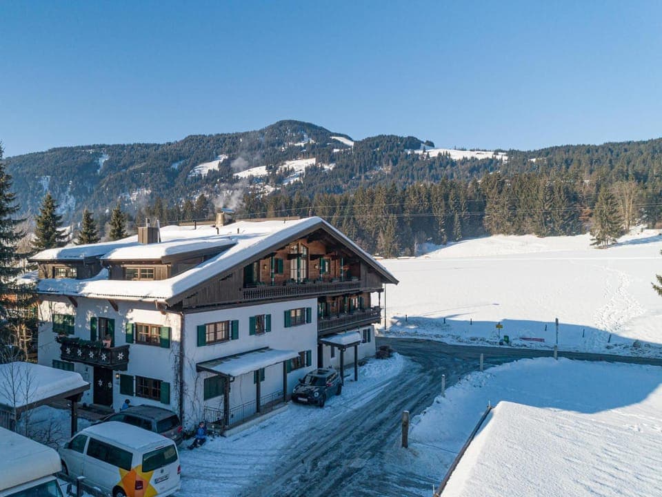 Property building, Winter