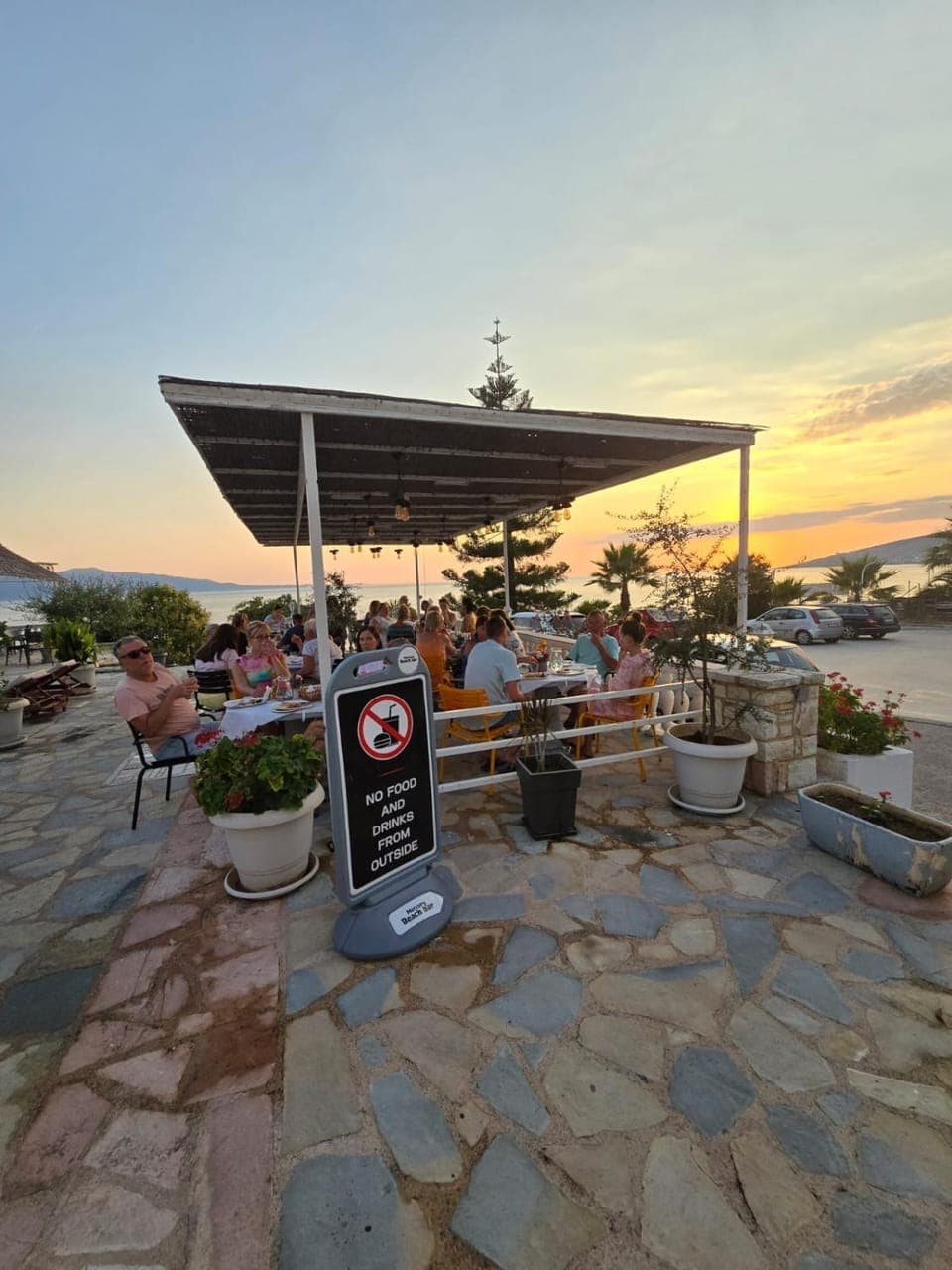 Restaurant/places to eat, Day