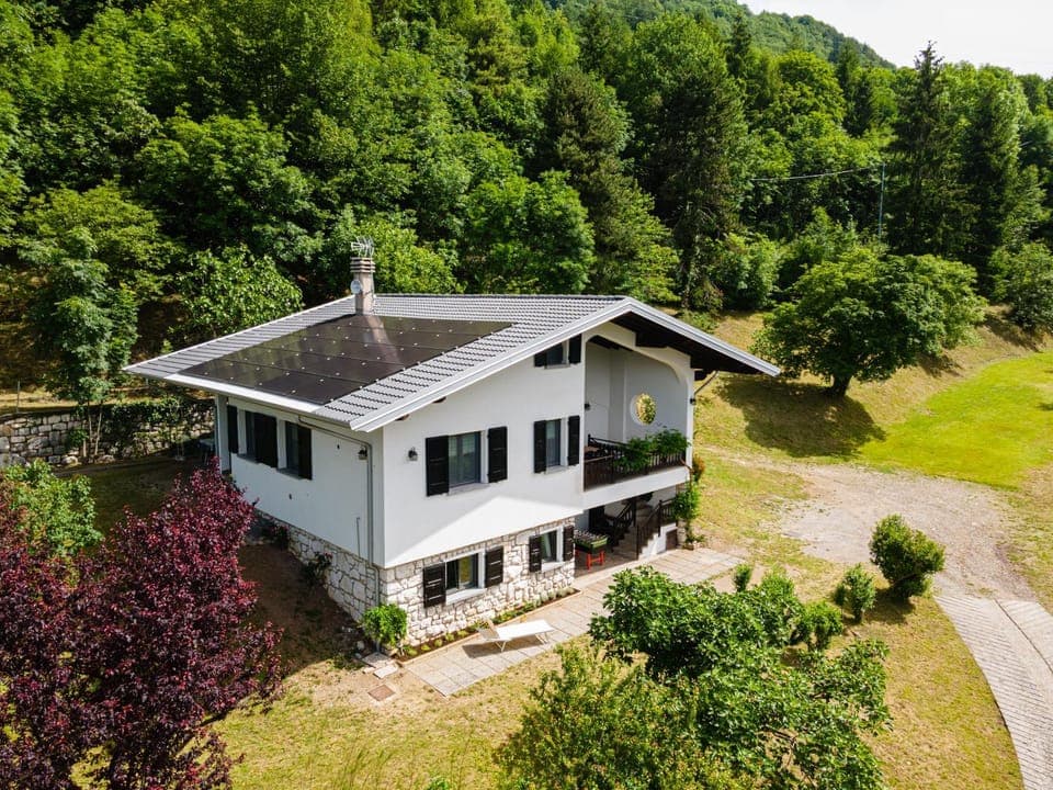 Property building, Natural landscape, Garden, Mountain view