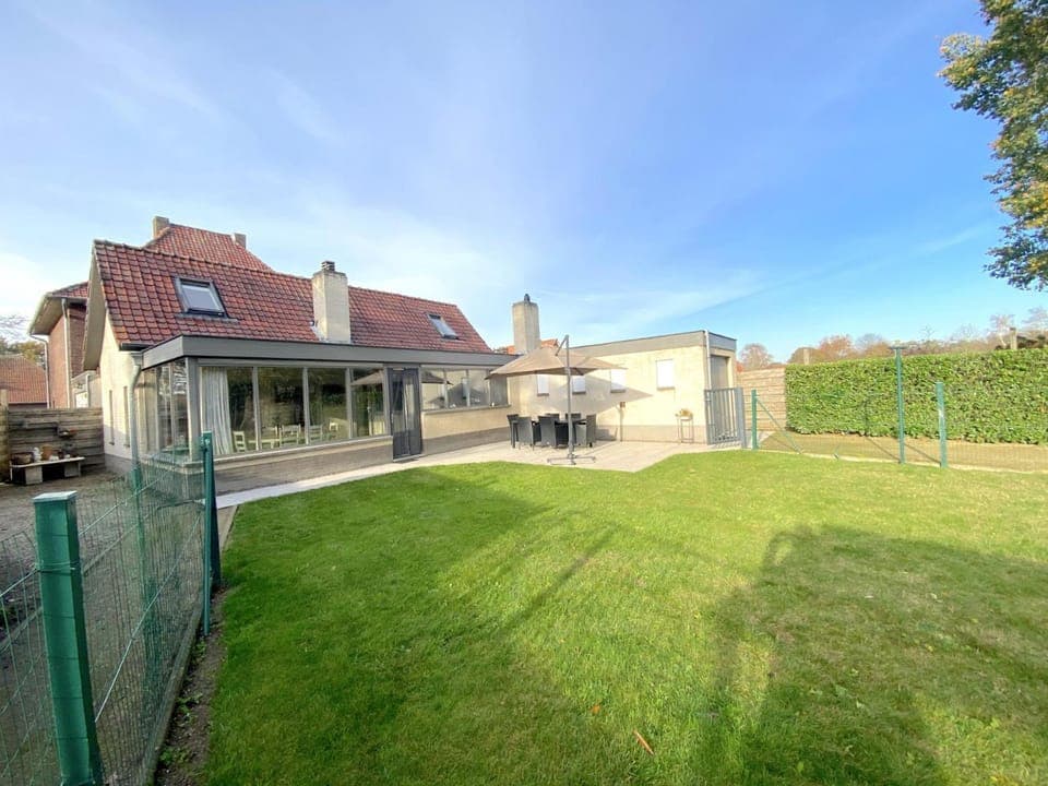 Property building, Summer