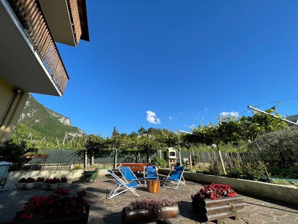 Property building, Patio, Solarium, Inner courtyard view