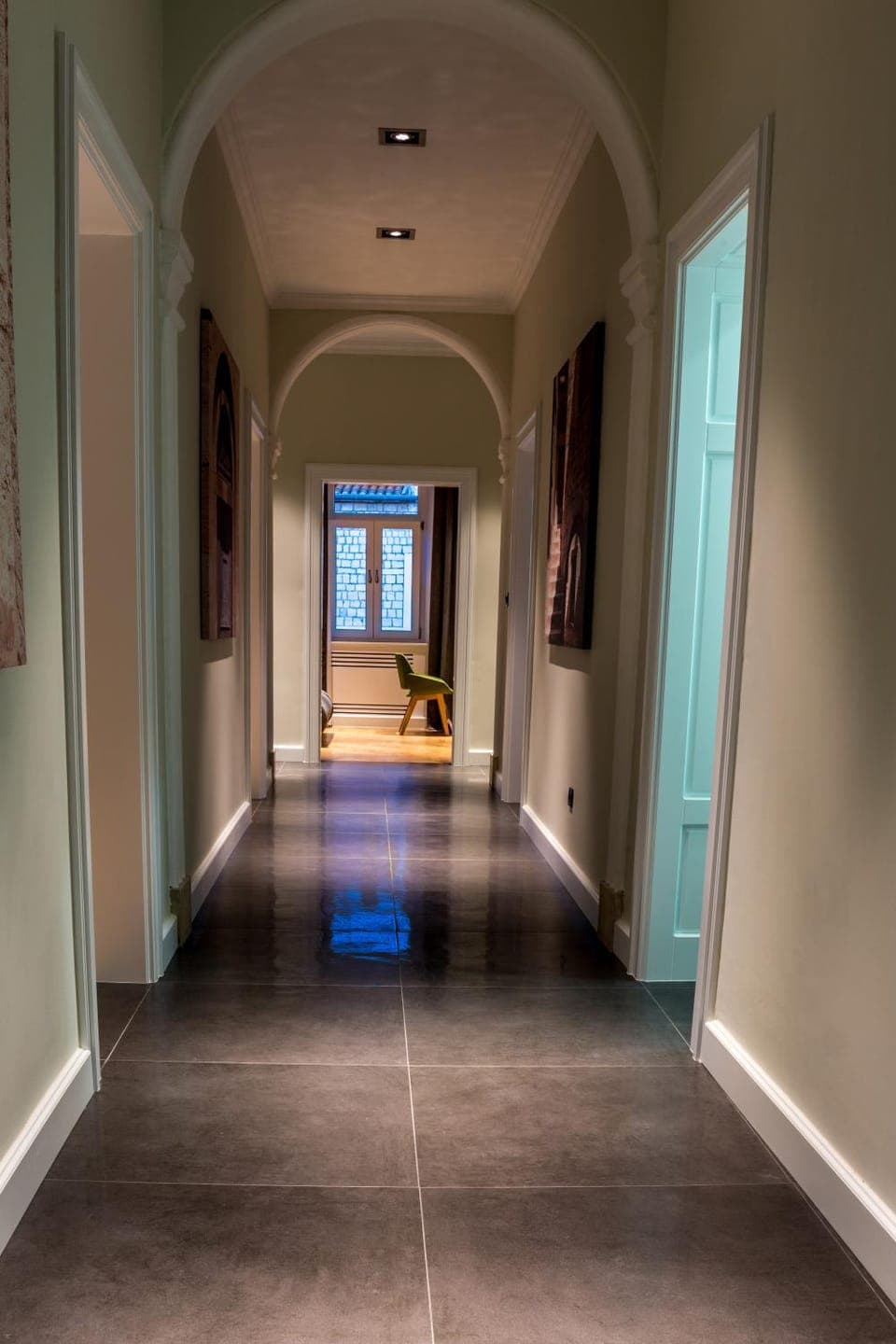 Property building, Photo of the whole room