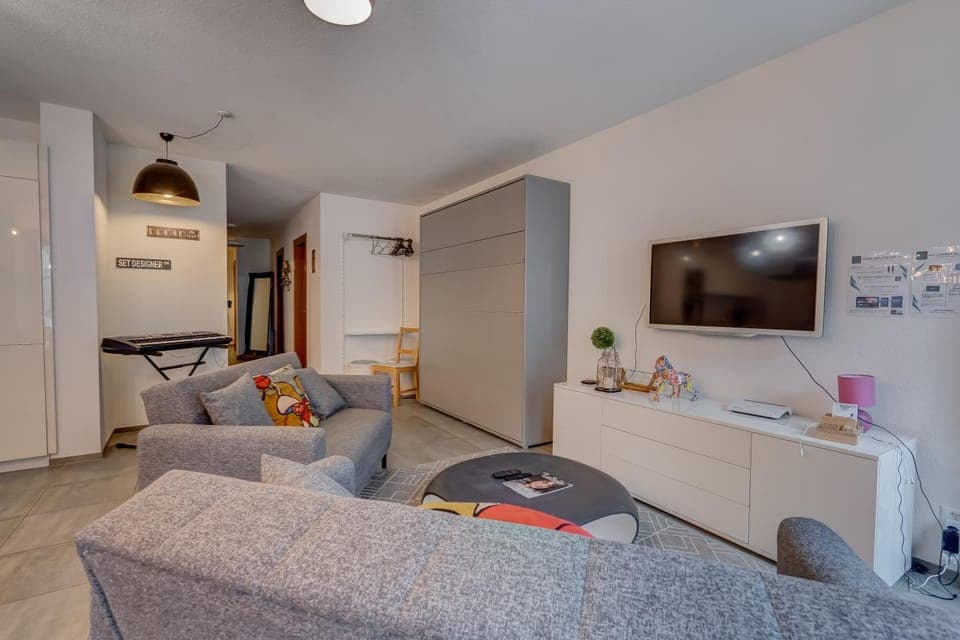 Kitchen or kitchenette, Living room, Dining area, wardrobe