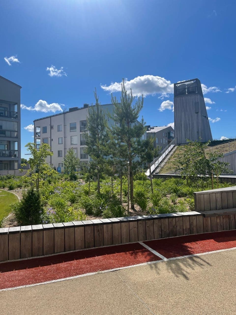 Property building, Day