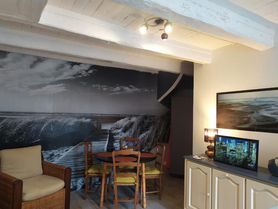 Property building, Living room