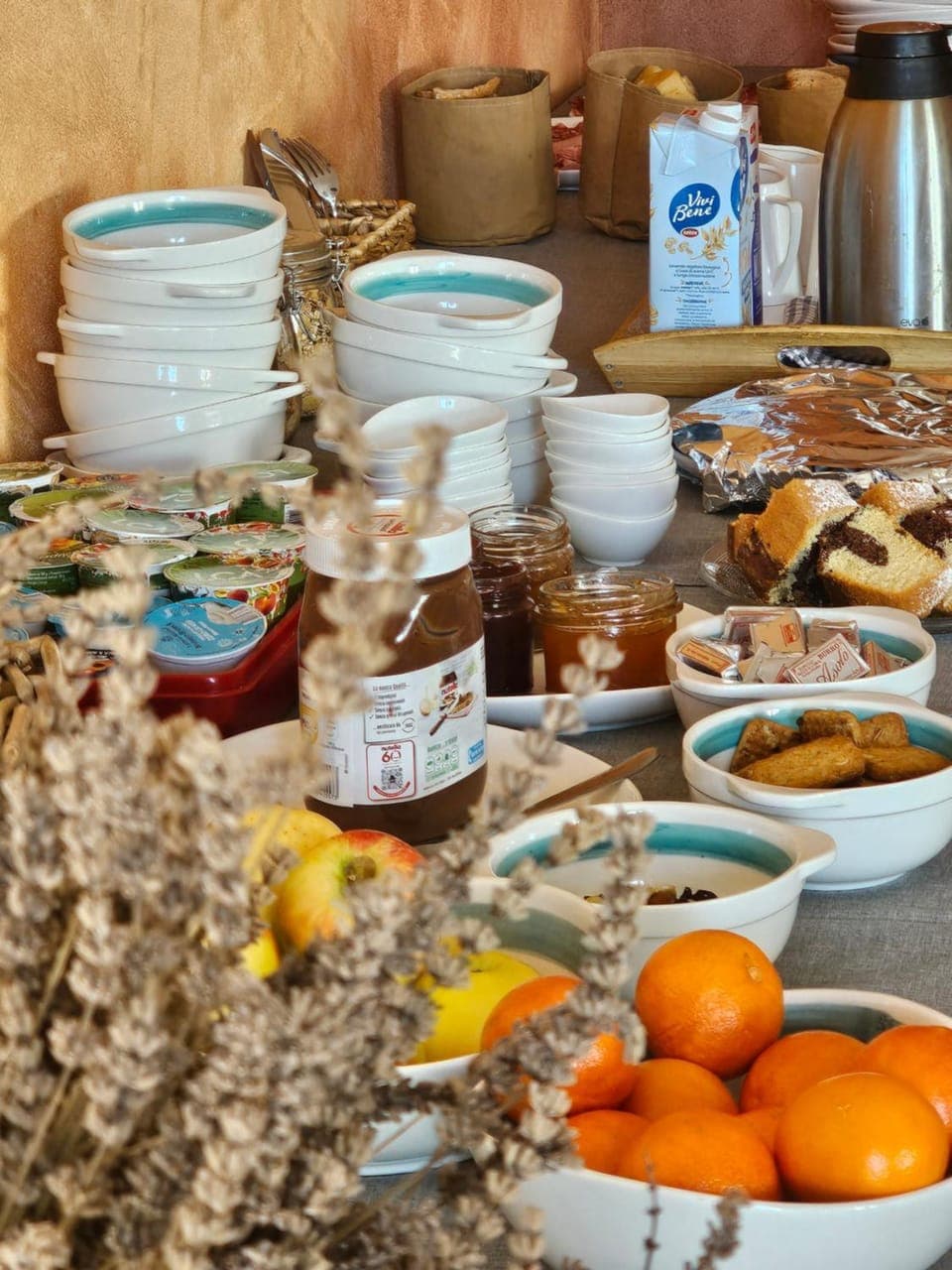 Restaurant/places to eat, Food and drinks, Breakfast