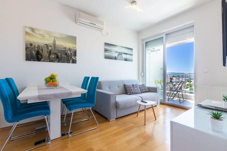 Balcony/Terrace, Living room