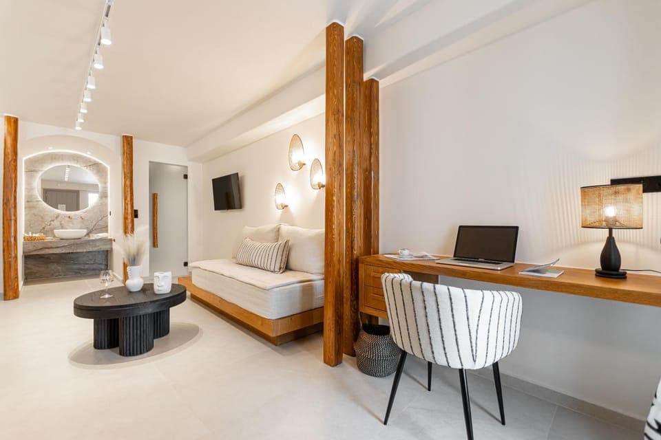 Shower, Toilet, Staff, Restaurant/places to eat, Spring, Bed, Day, Night, People, People, Summer, Garden, Garden, Bathroom, TV and multimedia, View (from property/room), Living room, Lounge or bar, Food and drinks, Other, Other, Photo of the whole room, Decorative detail, Decorative detail, Seating area, Dining area, Evening entertainment, Bedroom, Text overlay, Text overlay, Guests, Guests, City view, Garden view, Garden view, Area and facilities, Entertainment, Meals, Lunch, Dinner, Drinks, Alcoholic drinks, Non alcoholic drinks, Seasons, Time of day, group of guests, Family, Family, concierge, furniture, furniture, hair dresser, internet, internet, room service, safe, safe, sunbed, VIP, VIP, wedding, wedding, dryer, air conditioner